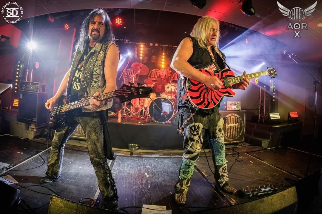 Garden of Eden live on stage